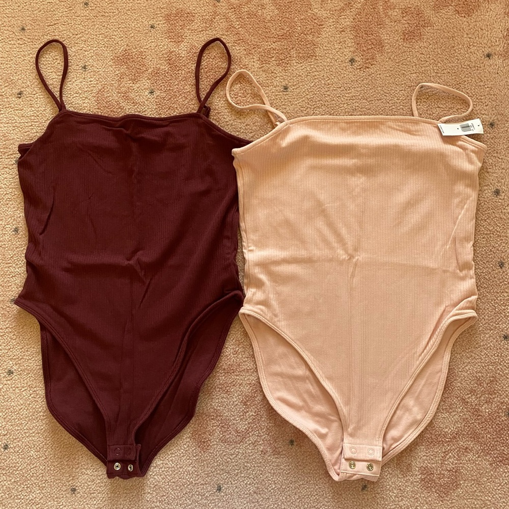 NEW NWT Bundle of 2 Old Navy Women’s Cami Bodysuits Pink Red Medium M